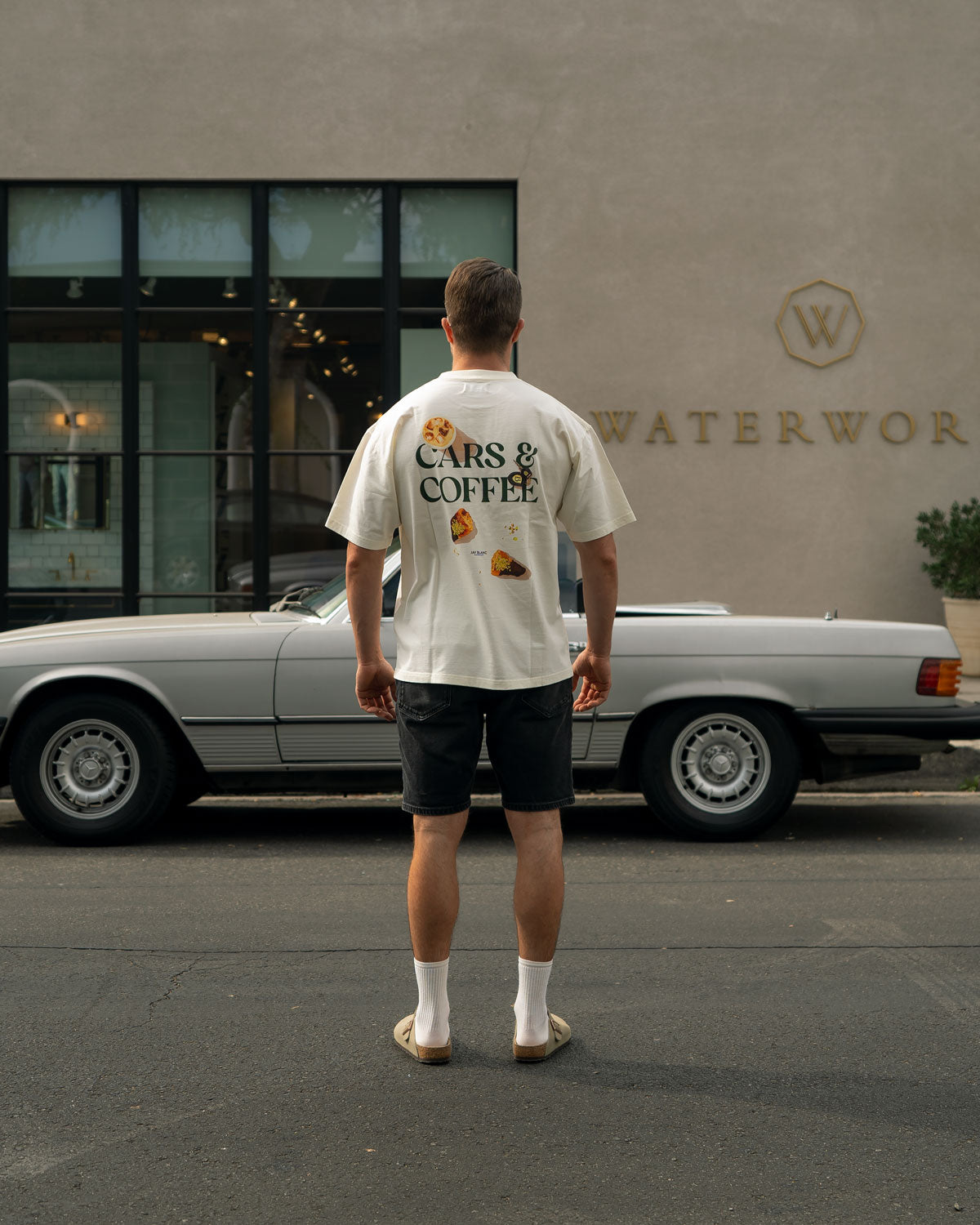 Cars-&-Coffee-T-Shirt-Fit