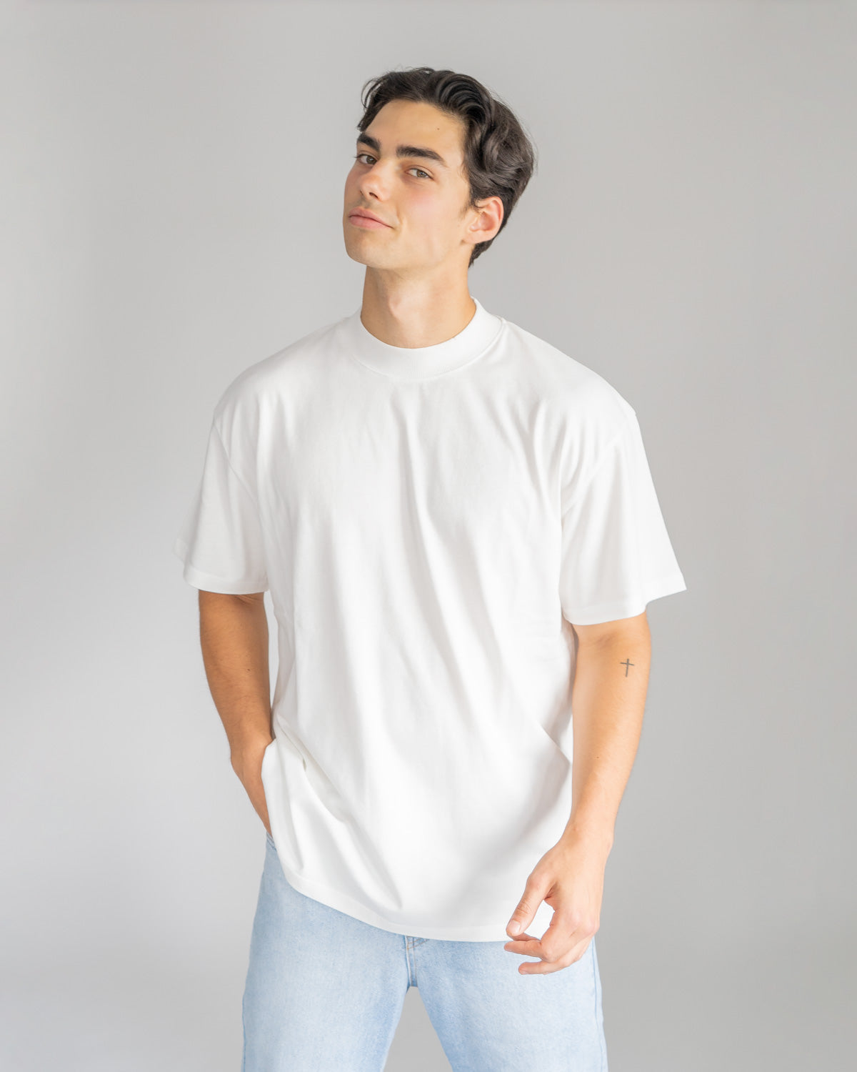 relaxed T-Shirt-Flat-White-Basic