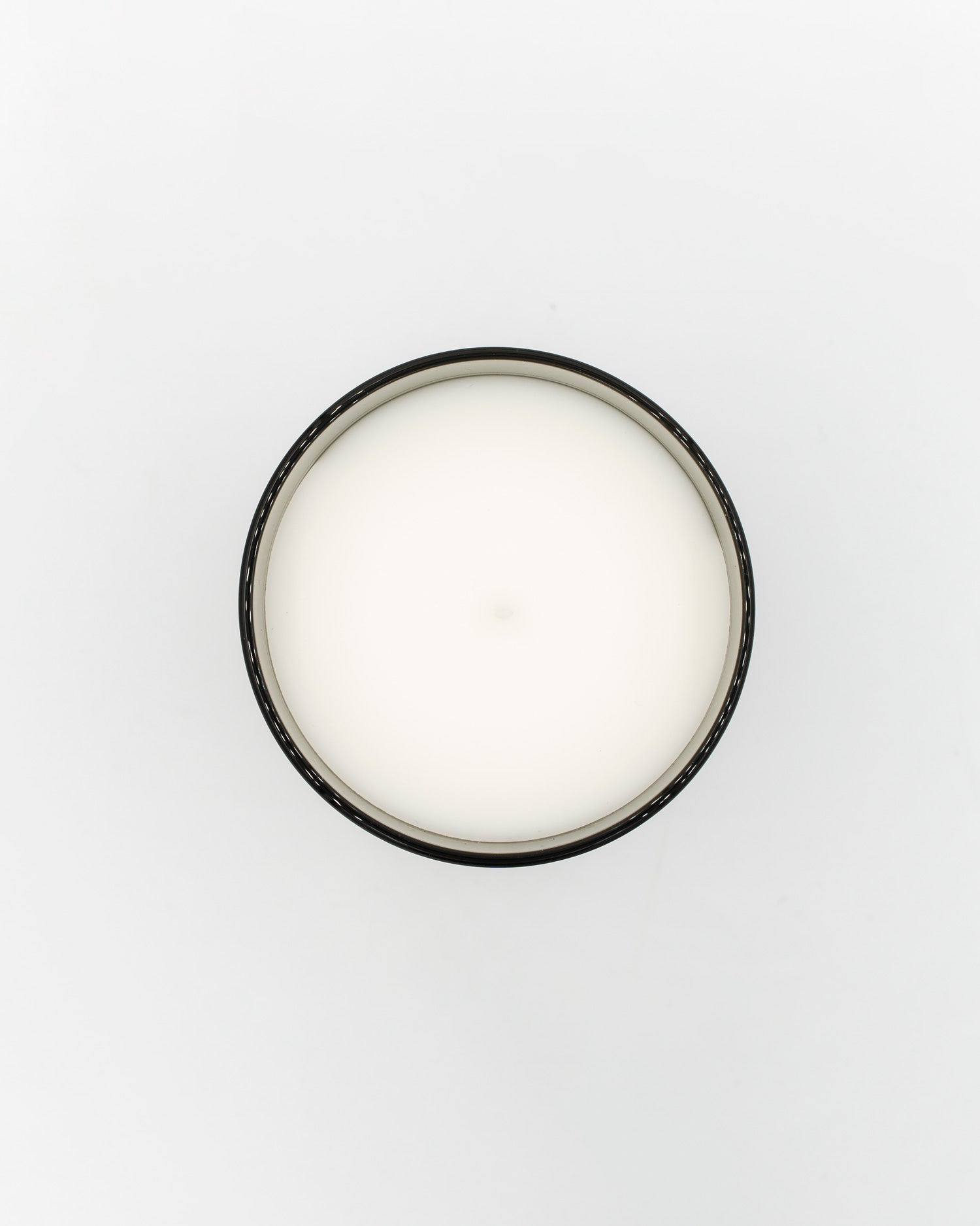 olive-green-scented-candle-oud-cashmere-Jay-Blanc-Melrose-01